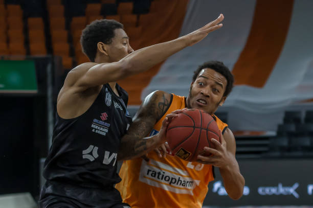 同时也指出 同时也指出