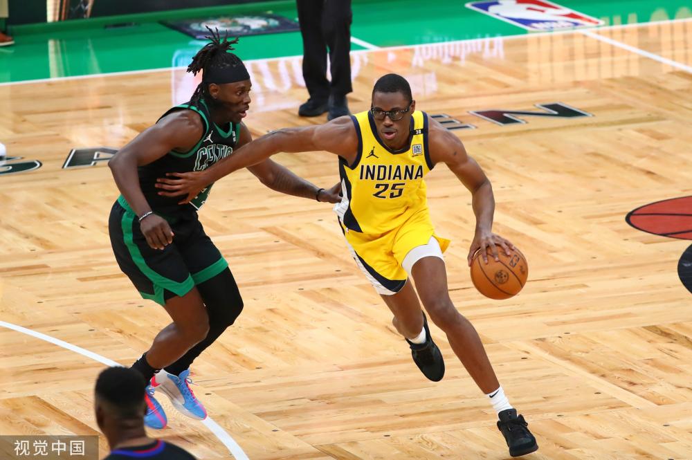 足球圈中一 足球圈中一