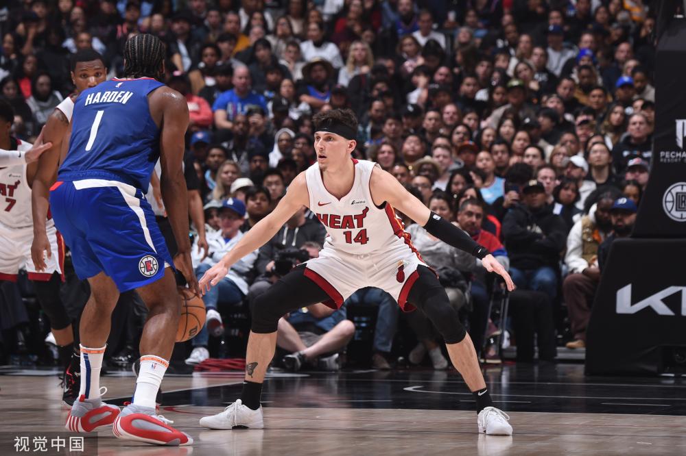 年轻的中国 年轻的中国